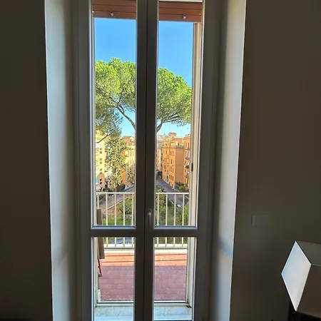 Bright In San Lorenzo - Feel At *