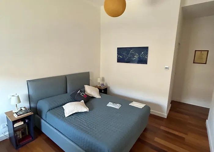 Bright In San Lorenzo - Feel At Lägenhet