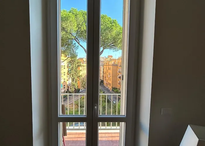 Bright In San Lorenzo - Feel At *