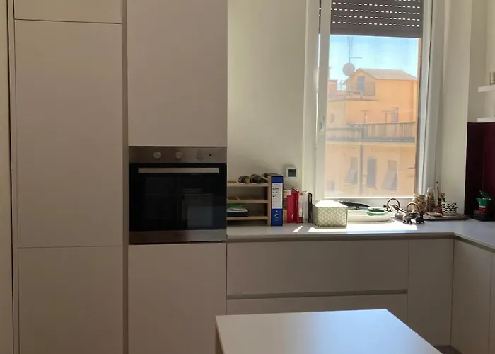 Bright In San Lorenzo - Feel At Lägenhet